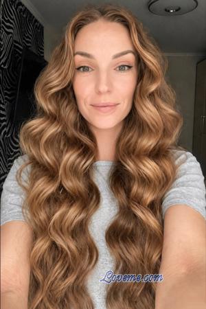 228616 - Alina Age: 38 - Ukraine