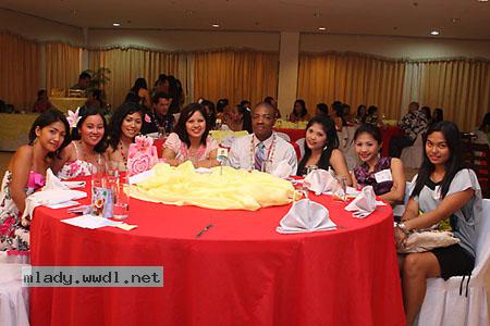 women-of-philippines-062